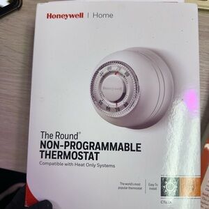 Honeywell the round non-programmable thermostat new in box